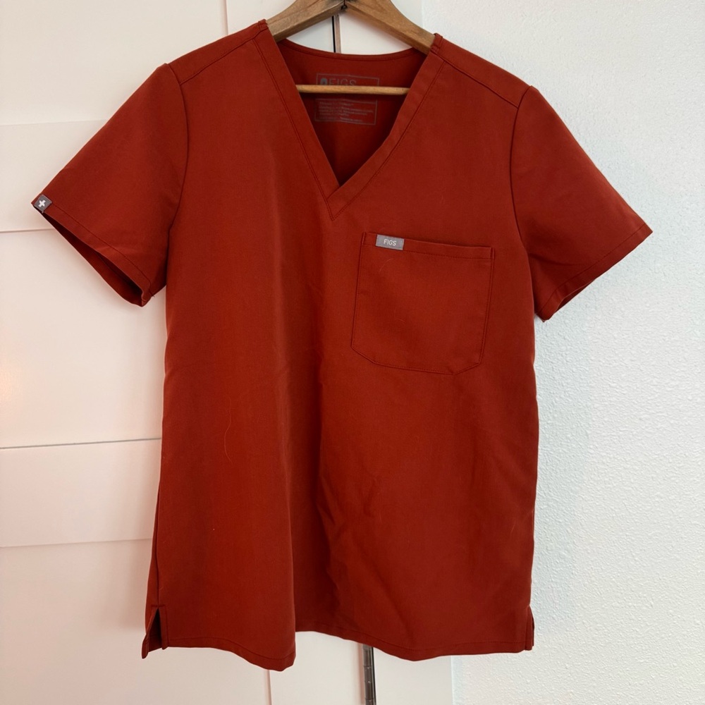 Figs One Pocket Scrub Top